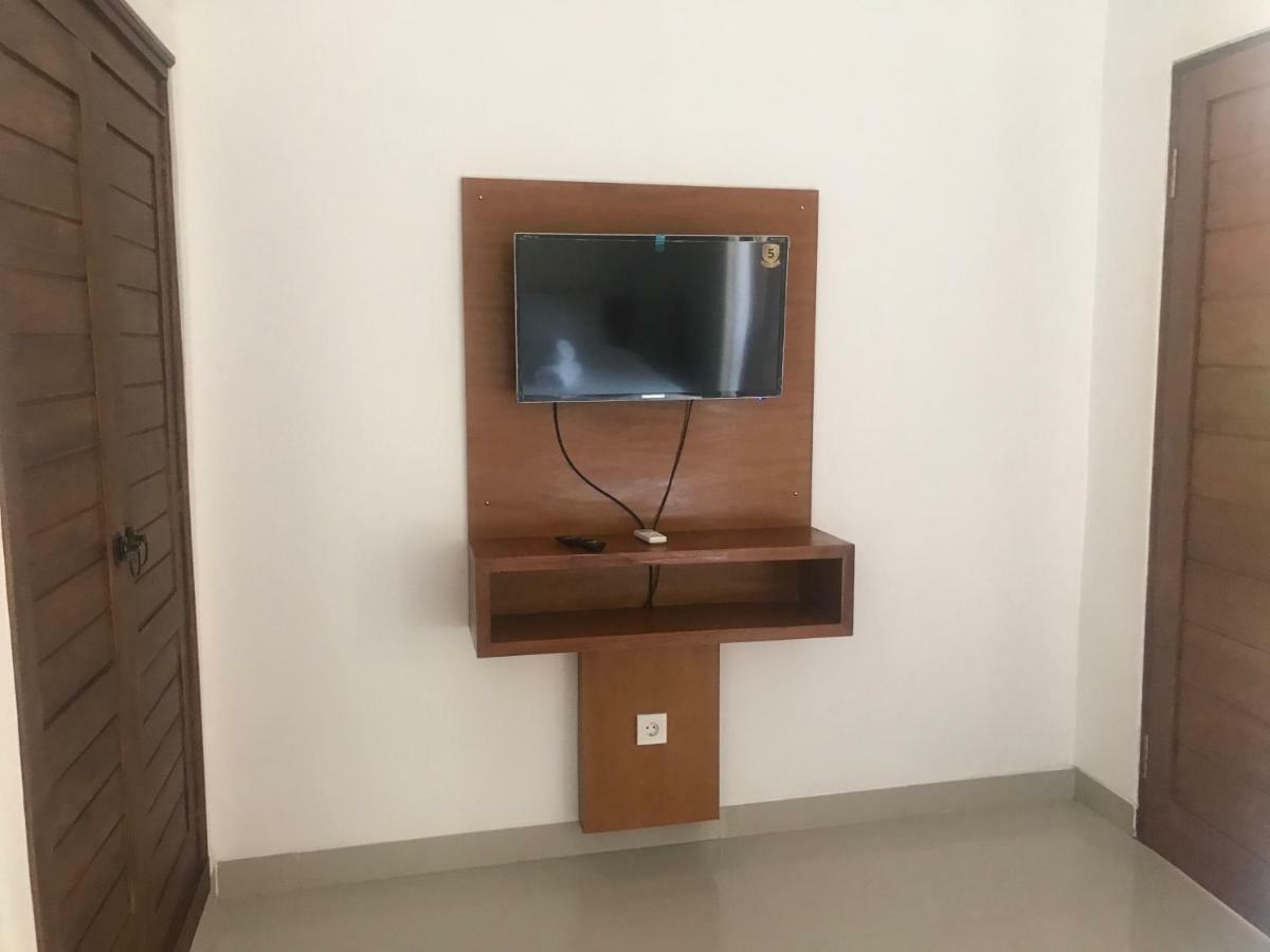 Raka & Rai Homestay Canggu  Luaran gambar